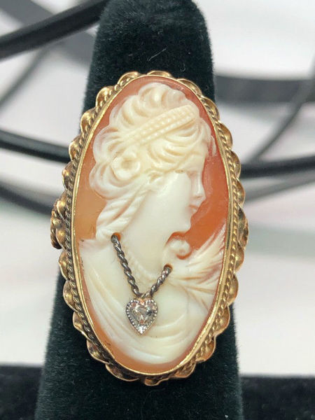 14k Cameo Ring