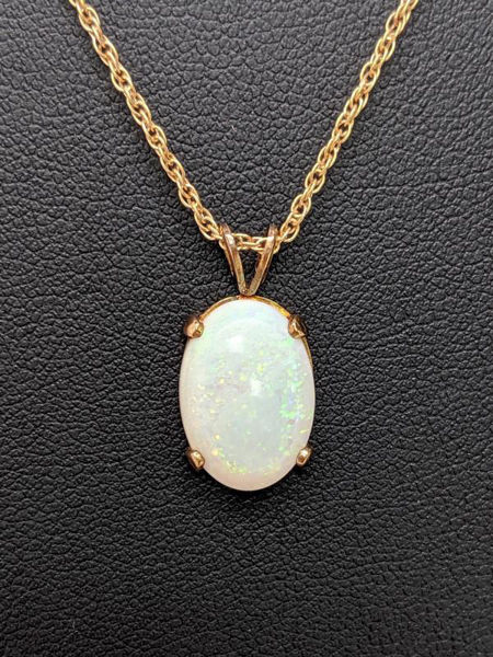 Picture of Opal and Yellow Gold Necklace