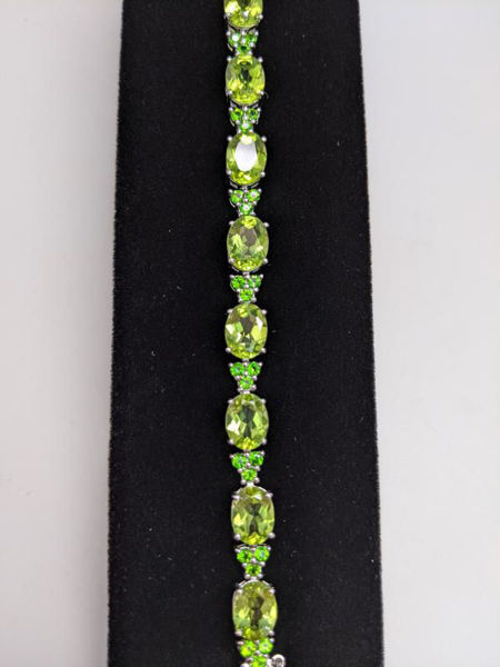 Picture of Peridot and Diopside Bracelet